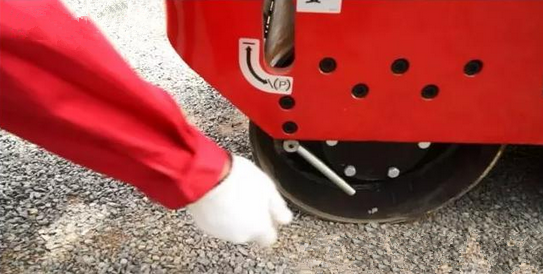 ��β���CMR 650 ˫����ѹ·��